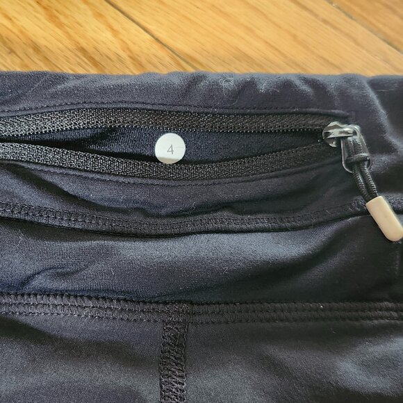 lululemon athletica tennis shorts - Picture 4 of 6